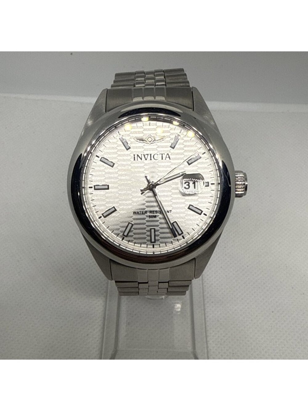 Invicta Pro Diver 38424 Men's 38mm Silver Tone Dial Quartz Watch PC32 Steel